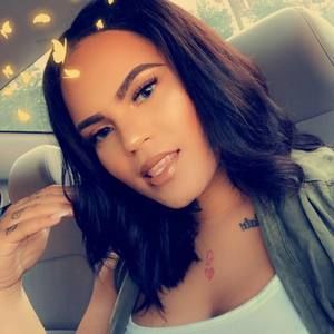 Meet your Posher, Kaelyn